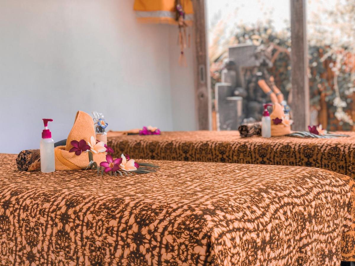 נוסה-למבונגן Auora Guest House מראה חיצוני תמונה